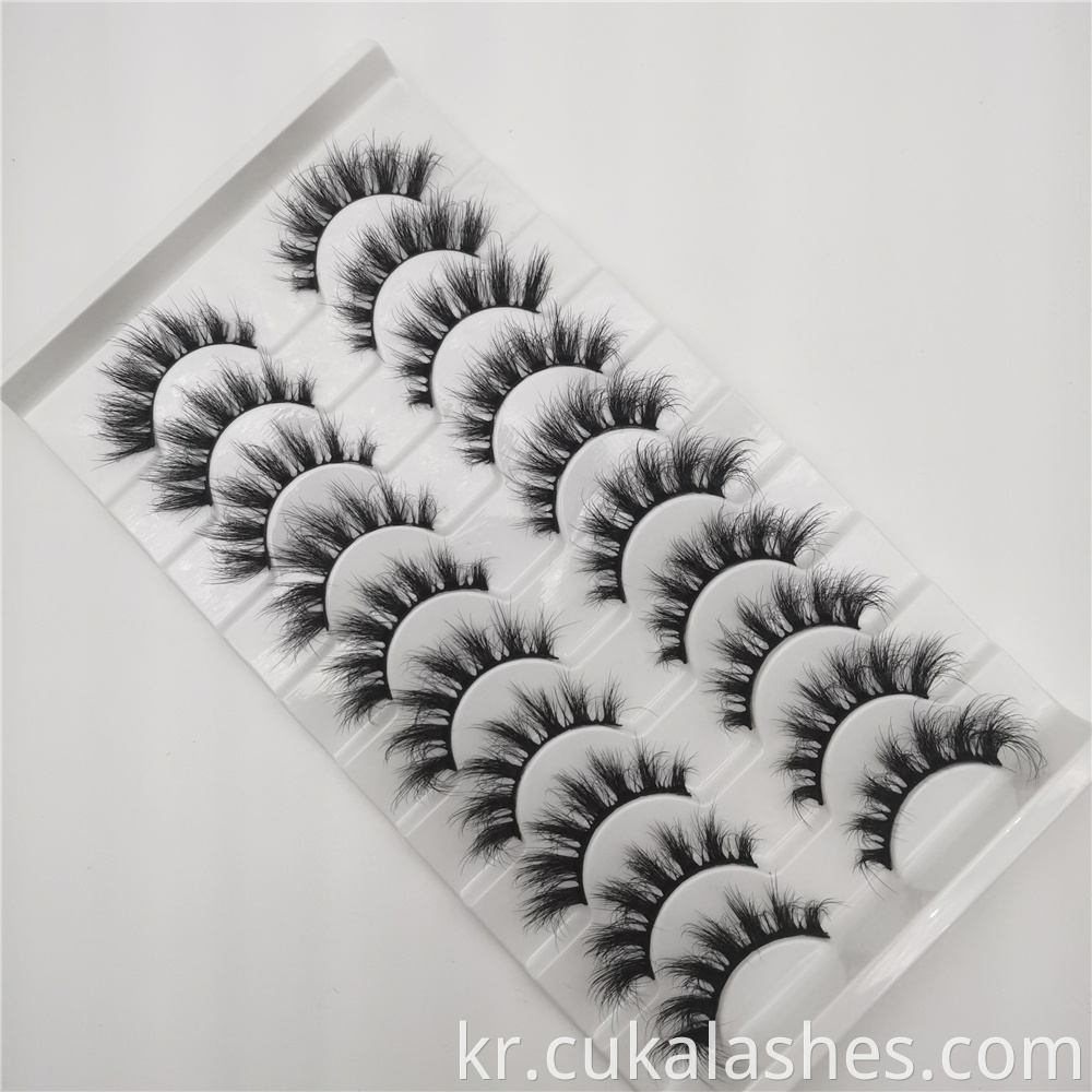 Natural Fake Eyelashes